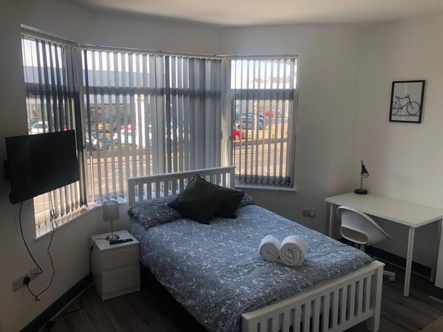 Newly Refurbished Studio, Great Location 8 Studios Nottingham Bagian luar foto