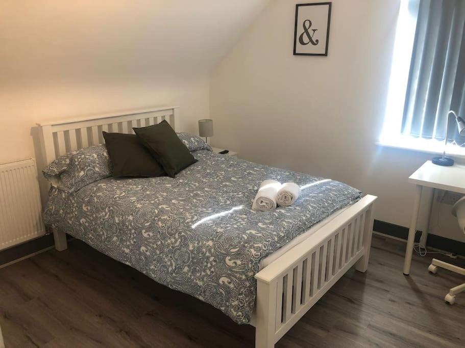 Newly Refurbished Studio, Great Location 8 Studios Nottingham Bagian luar foto
